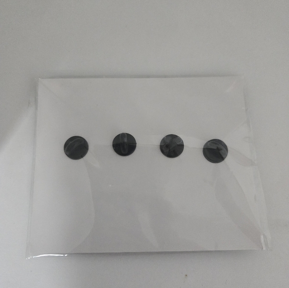 NEW NINTENDO SWITCH SUPER MARIO SNOWMAN PINS - Picture 2 of 2